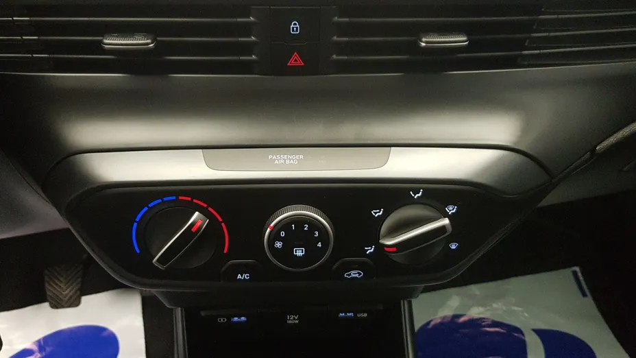 HYUNDAI i20 i20 1.2 Pure