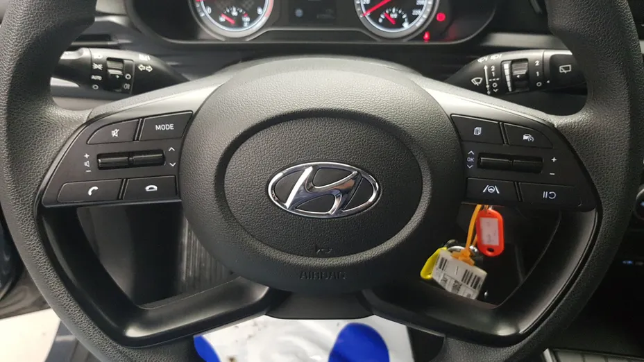 HYUNDAI i20 i20 1.2 Pure