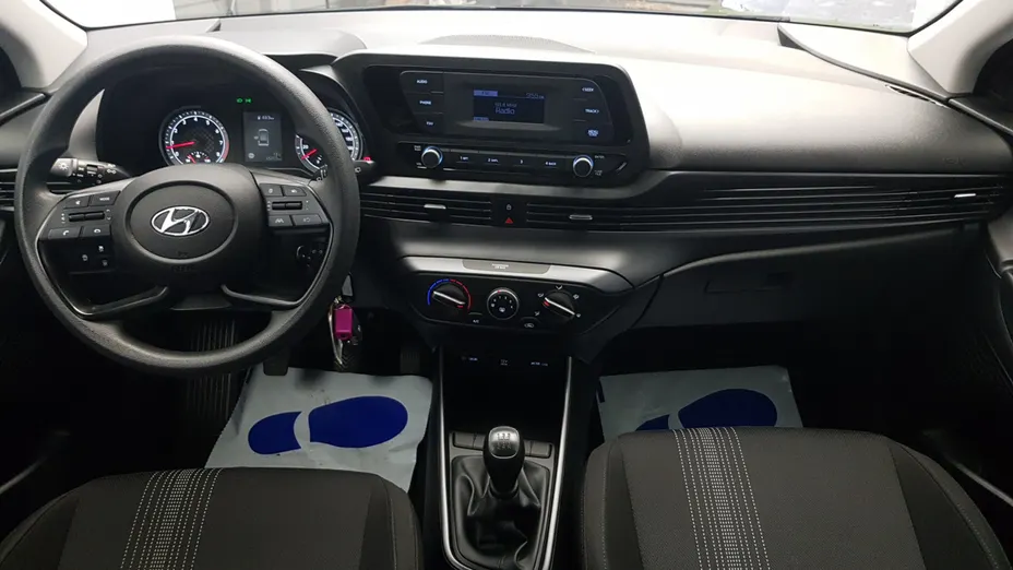 HYUNDAI i20 i20 1.2 Pure