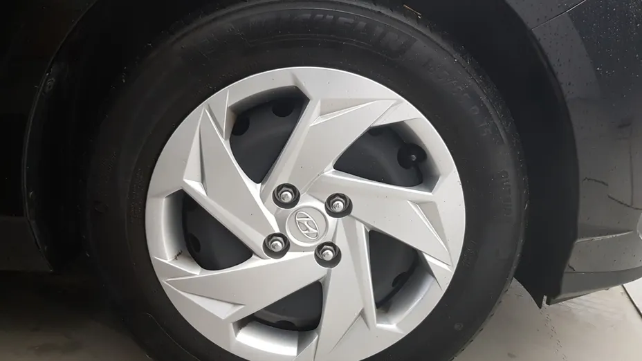 HYUNDAI i20 i20 1.2 Pure