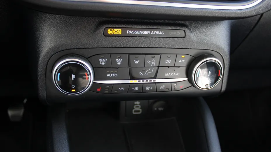 FORD Kuga Kuga 1.5 EcoBoost FWD Titanium