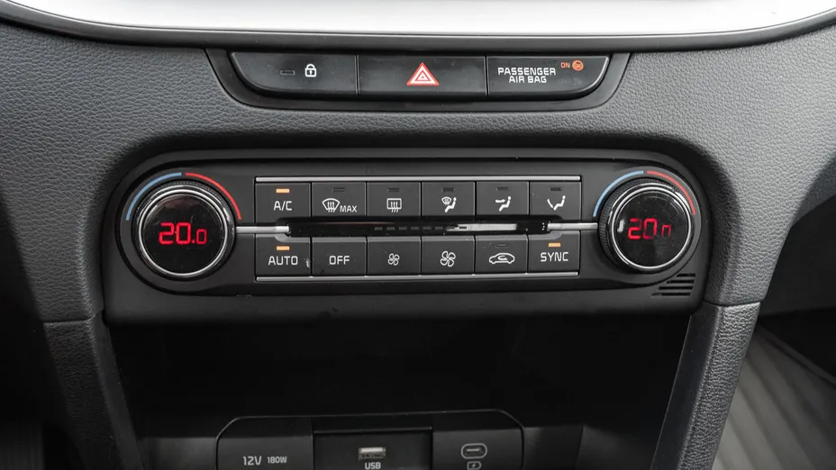 KIA Cee'd Ceed 1.5 T-GDI M