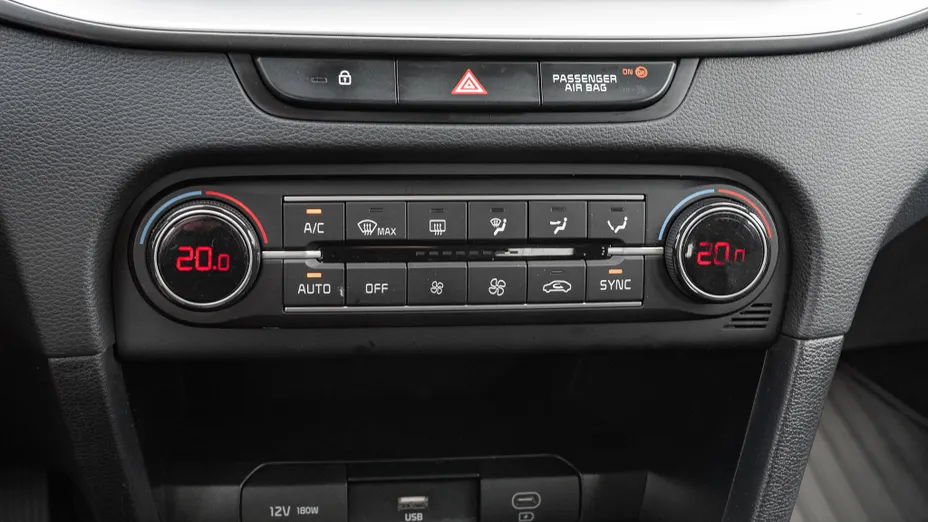 KIA Cee'd Ceed 1.5 T-GDI M