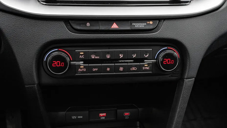 KIA Cee'd Ceed 1.5 T-GDI M