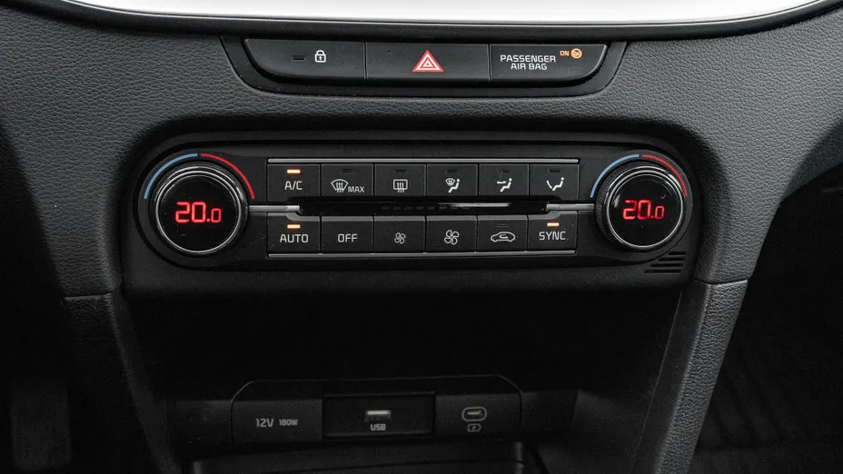 KIA Cee'd Ceed 1.5 T-GDI M