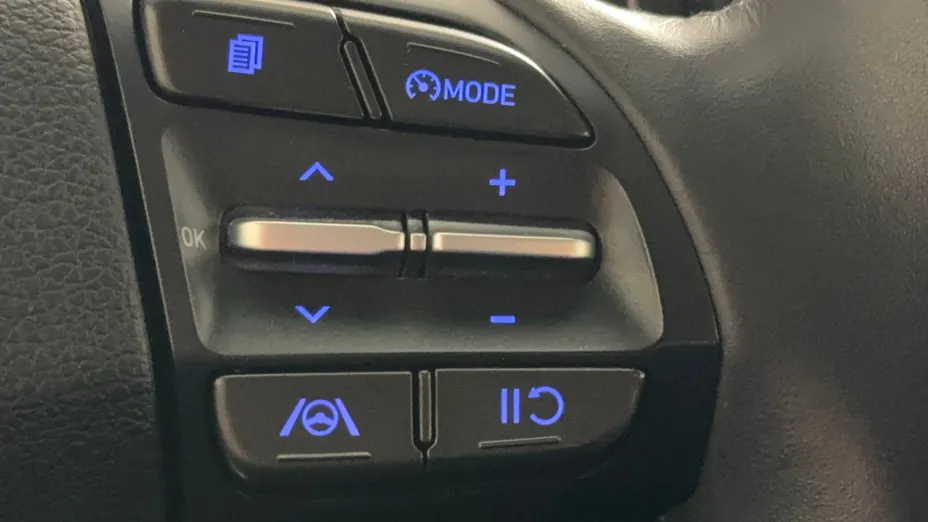 HYUNDAI i30 i30 1.5 DPI Smart