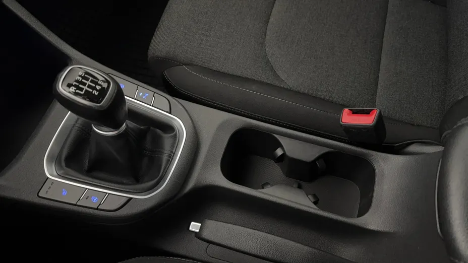 HYUNDAI i30 i30 1.5 DPI Smart