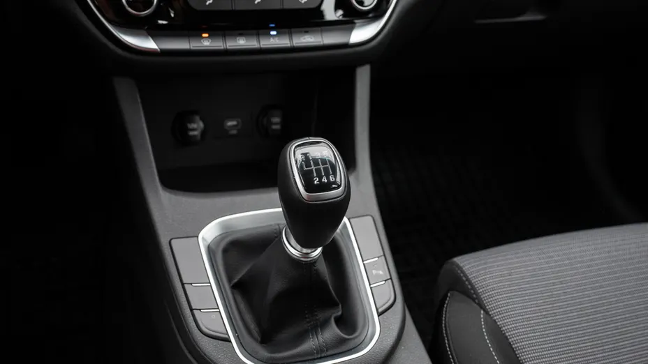 HYUNDAI i30 i30 1.0 T-GDI Modern