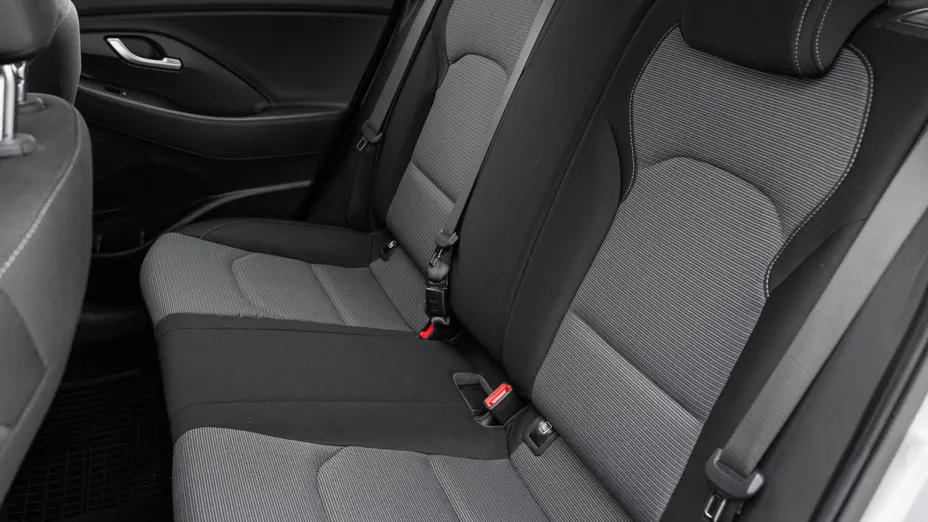 HYUNDAI i30 i30 1.0 T-GDI Modern