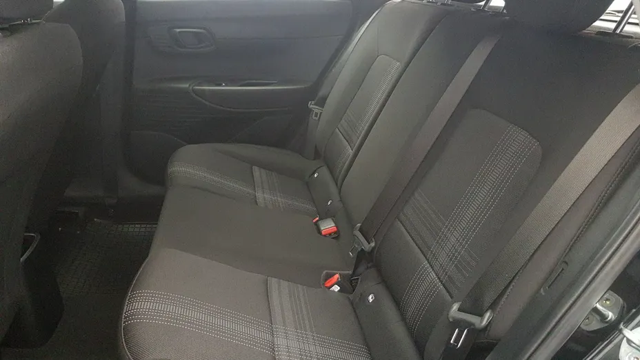 HYUNDAI i20 i20 1.2 Pure