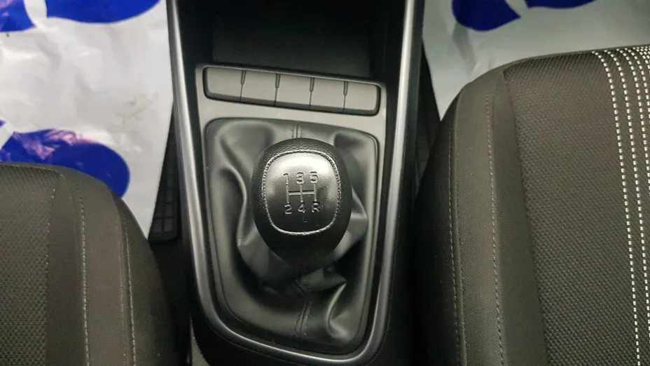 HYUNDAI i20 i20 1.2 Pure