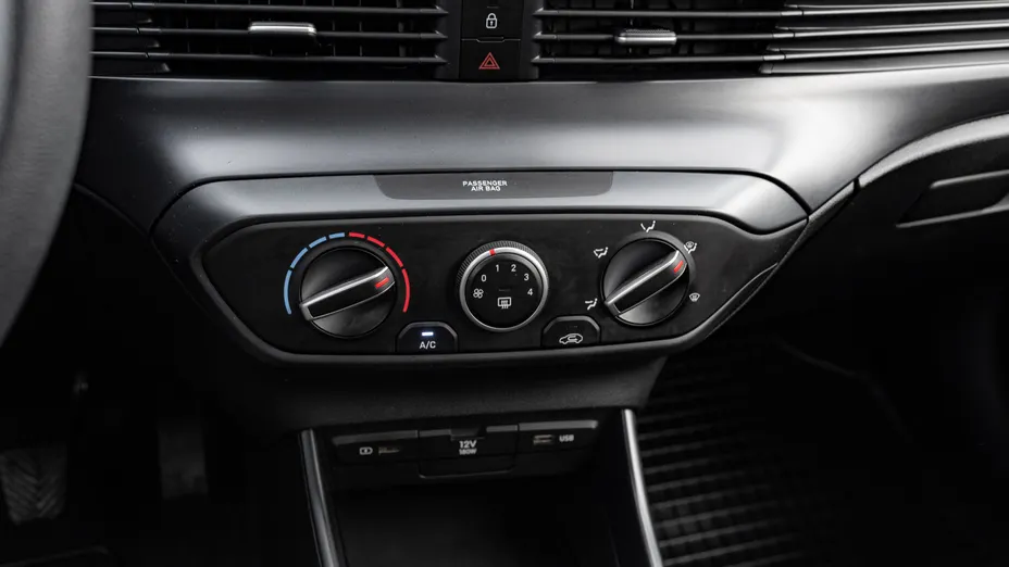 HYUNDAI i20 i20 1.2 Pure