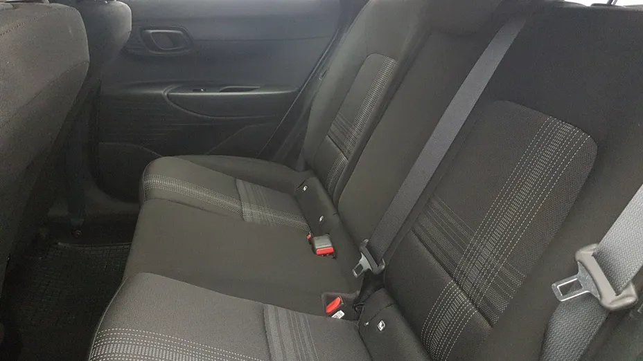 HYUNDAI i20 i20 1.2 Pure