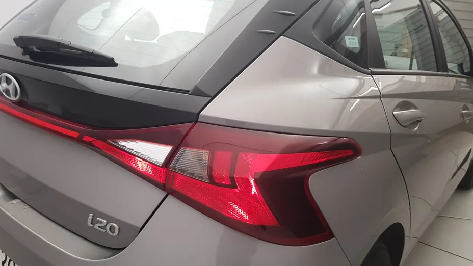 HYUNDAI i20 i20 1.2 Pure