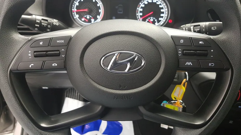 HYUNDAI i20 i20 1.2 Pure