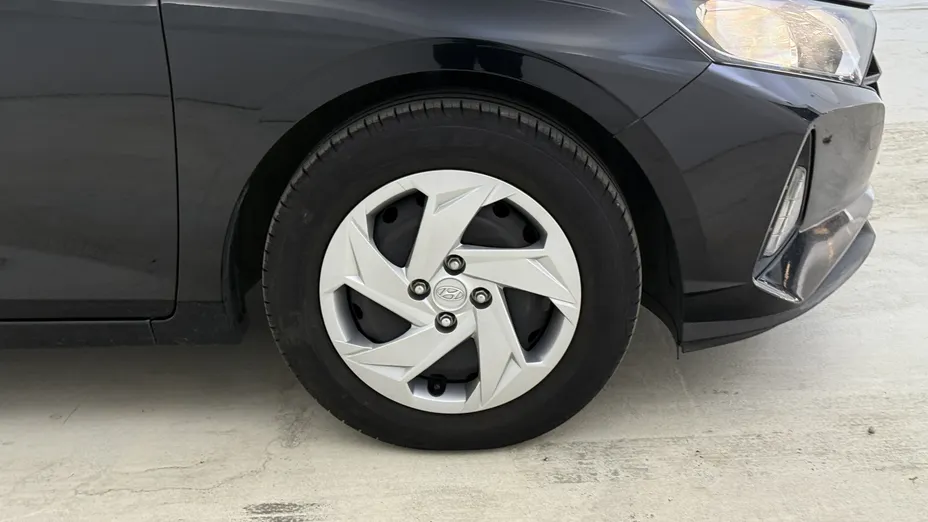 HYUNDAI i20 i20 1.2 Pure