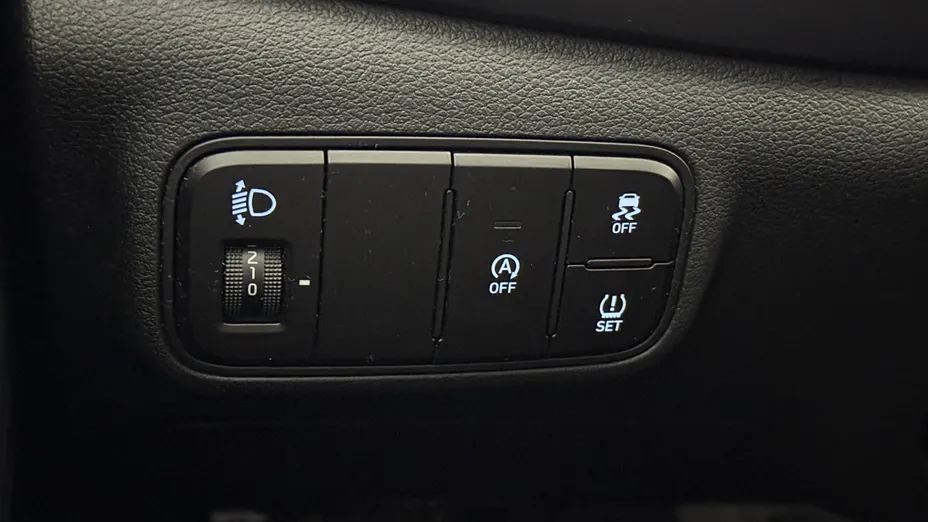 HYUNDAI i20 i20 1.2 Pure