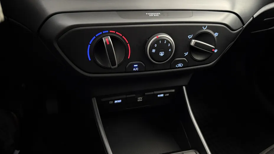 HYUNDAI i20 i20 1.2 Pure