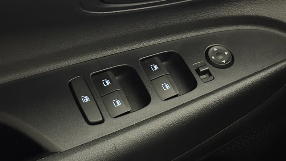 HYUNDAI i20 i20 1.2 Pure