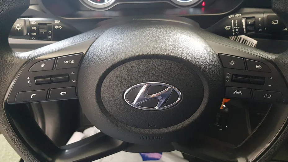 HYUNDAI i20 i20 1.2 Pure