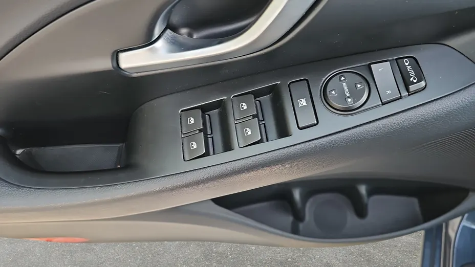HYUNDAI i30 i30 1.0 T-GDI Modern