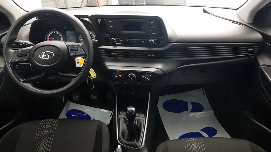 HYUNDAI i20 i20 1.2 Pure