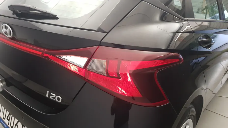 HYUNDAI i20 i20 1.2 Pure