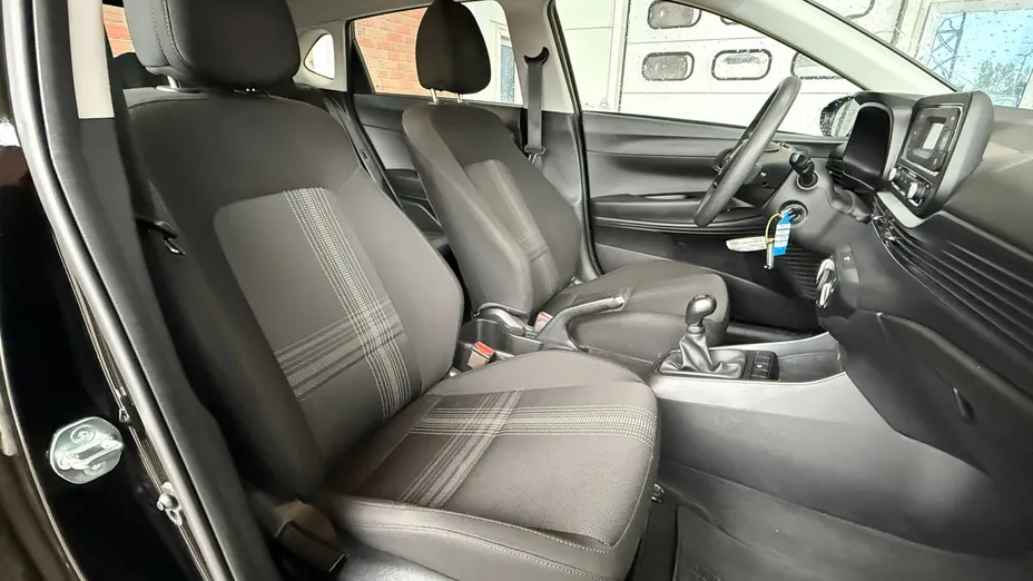 HYUNDAI i20 i20 1.2 Pure