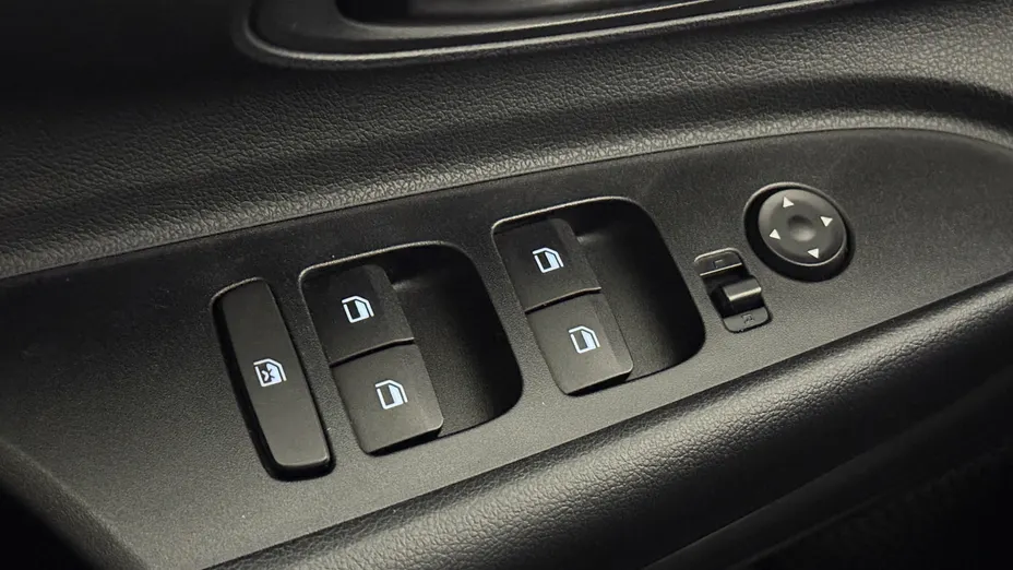 HYUNDAI i20 i20 1.2 Pure