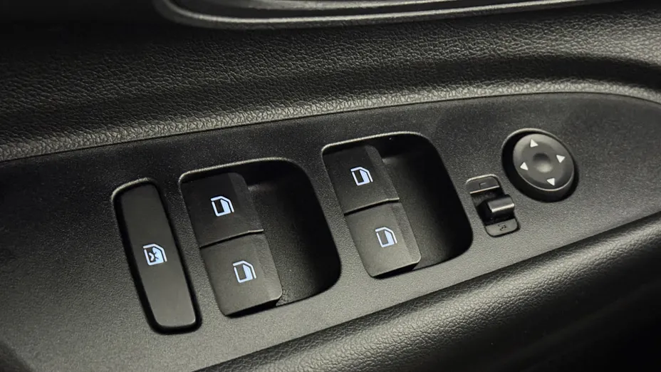 HYUNDAI i20 i20 1.2 Pure