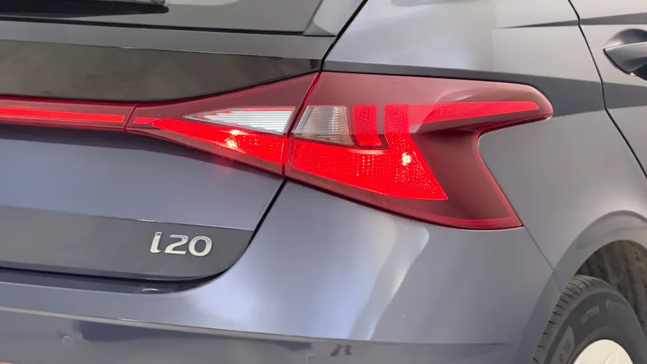HYUNDAI i20 i20 1.2 Pure