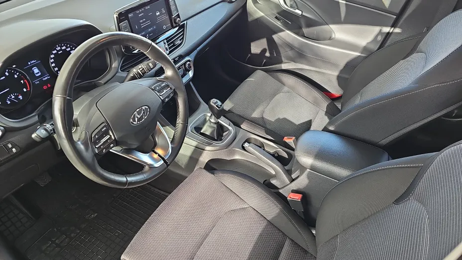 HYUNDAI i30 i30 1.0 T-GDI Modern