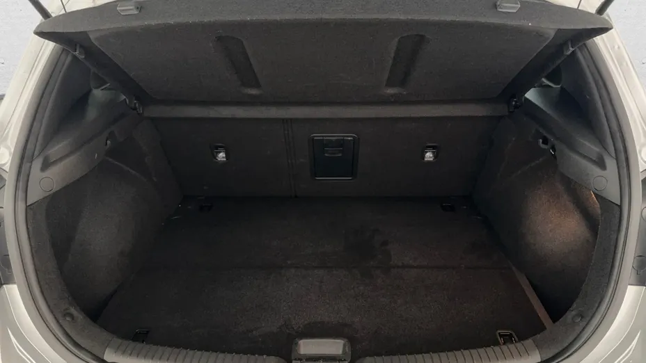 HYUNDAI i30 i30 1.5 DPI Smart