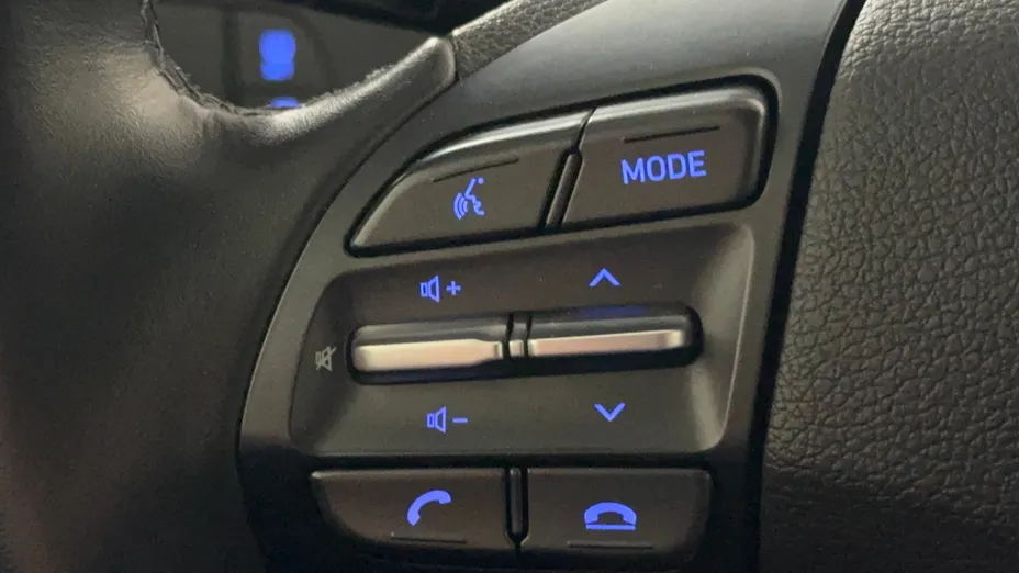 HYUNDAI i30 i30 1.5 DPI Smart