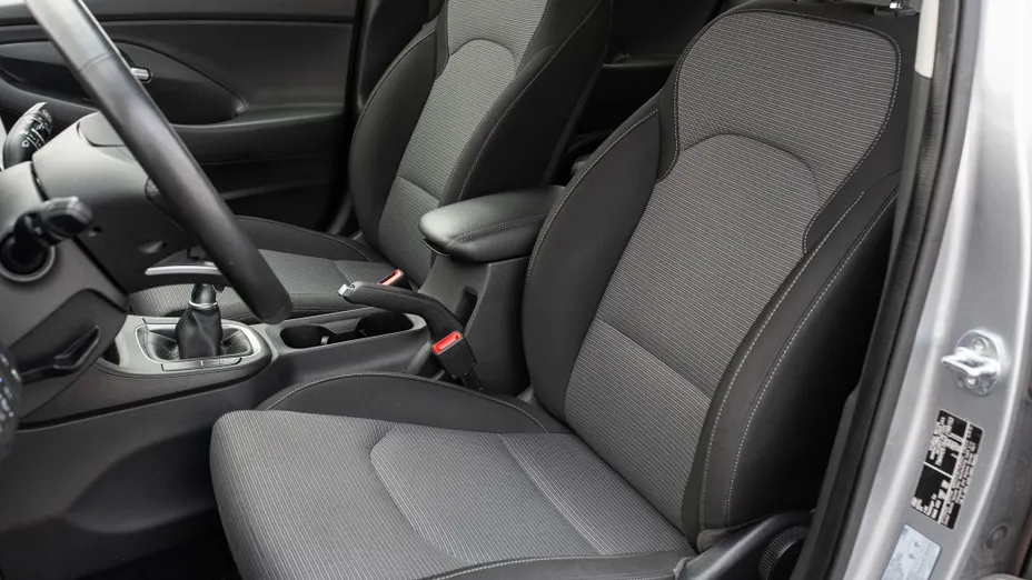 HYUNDAI i30 i30 1.0 T-GDI Modern