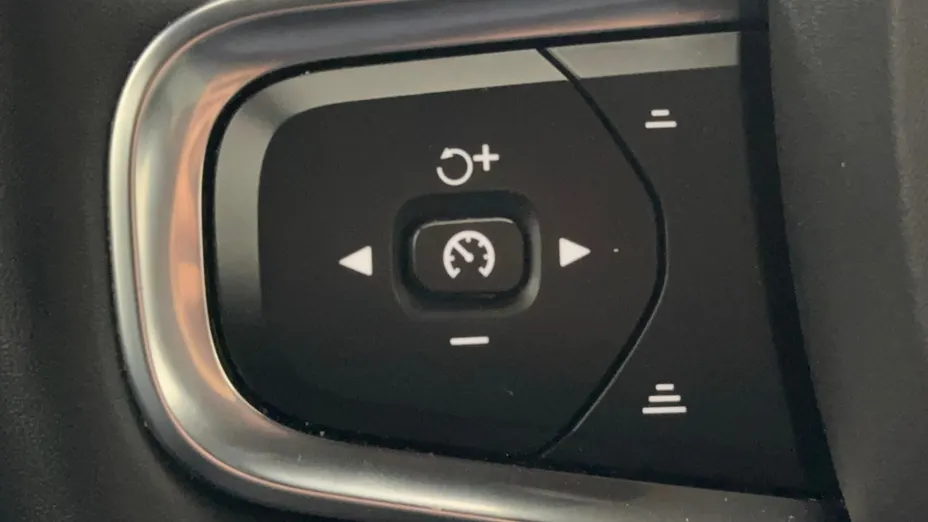 VOLVO XC40 XC40 B3 Core aut