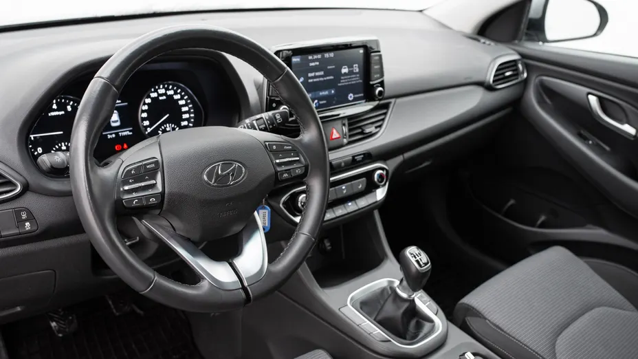 HYUNDAI i30 i30 1.0 T-GDI Modern