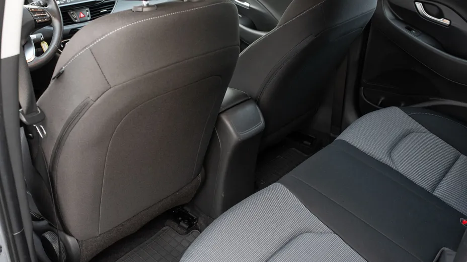 HYUNDAI i30 i30 1.0 T-GDI Modern