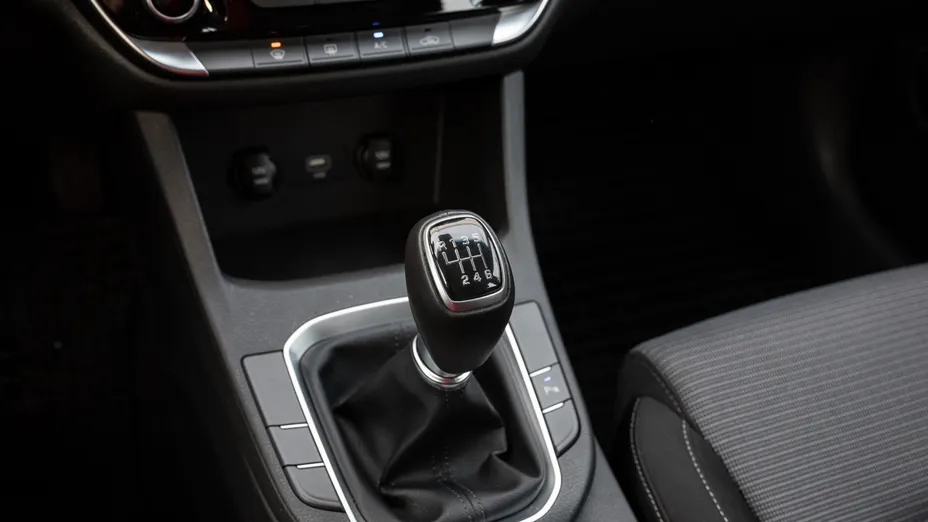 HYUNDAI i30 i30 1.0 T-GDI Modern