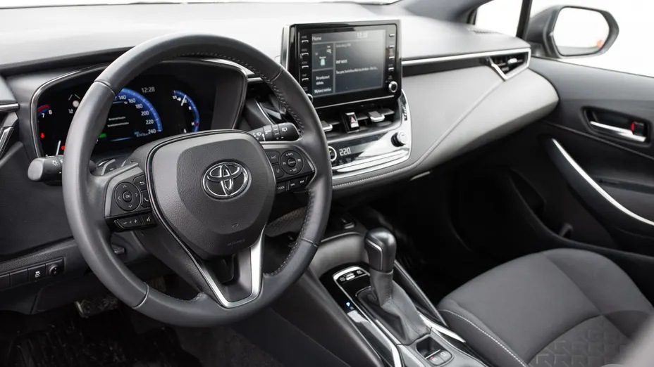 TOYOTA Corolla Corolla 2.0 Hybrid Comfort