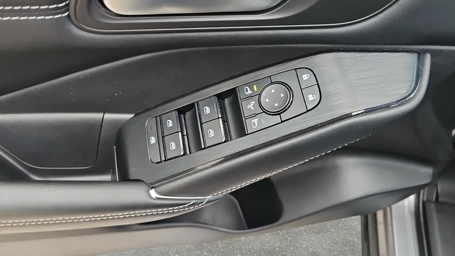 NISSAN Qashqai Qashqai 1.3 DIG-T mHEV N-Connecta