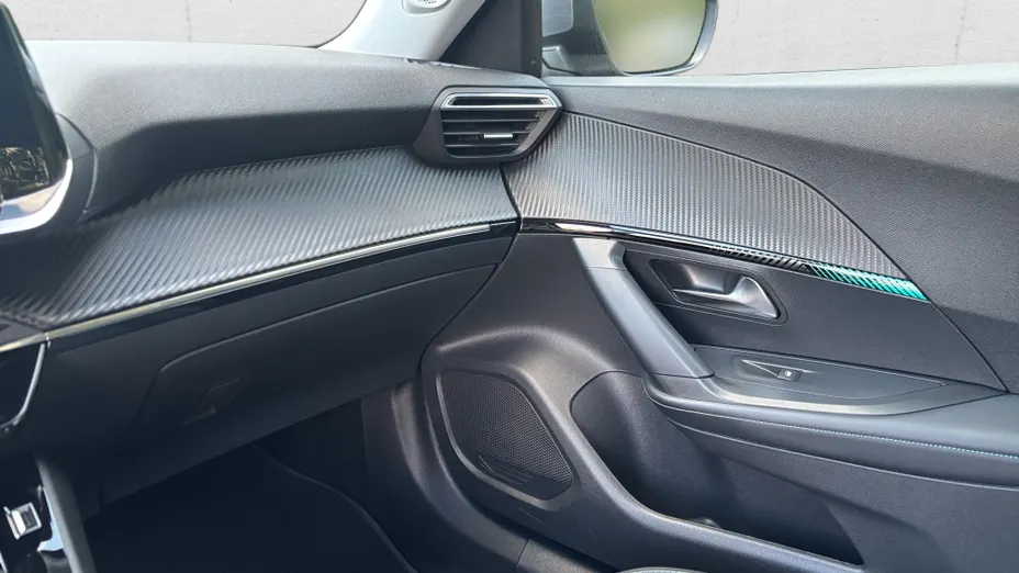 PEUGEOT 2008 2008 1.2 PureTech Allure S&S EAT8