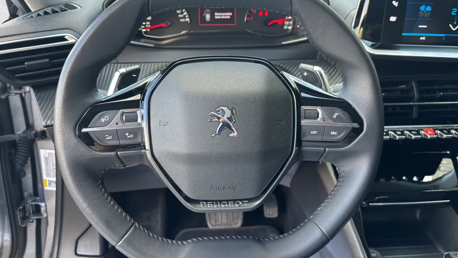 PEUGEOT 2008 2008 1.2 PureTech Allure S&S EAT8
