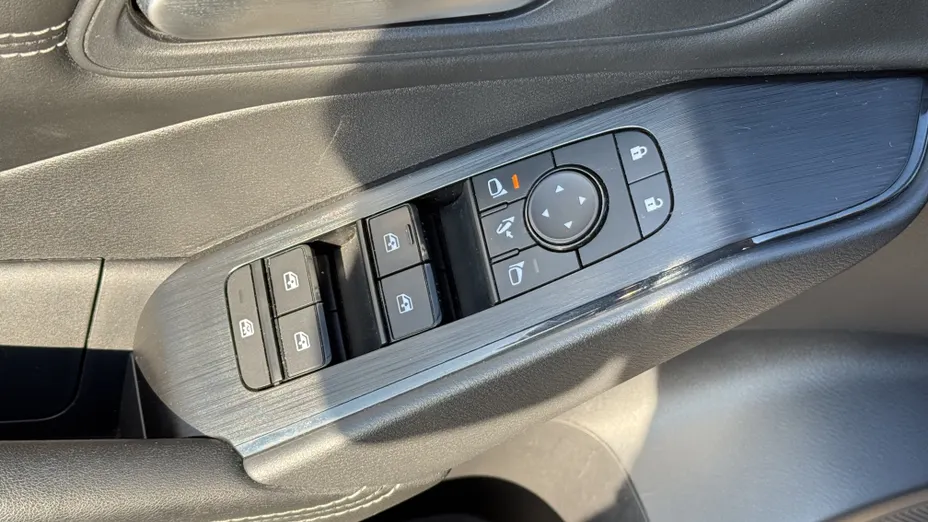 NISSAN Qashqai Qashqai 1.3 DIG-T mHEV N-Connecta Xtronic