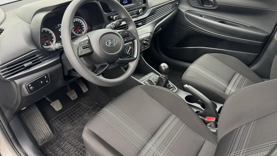 HYUNDAI i20 i20 1.2 Pure