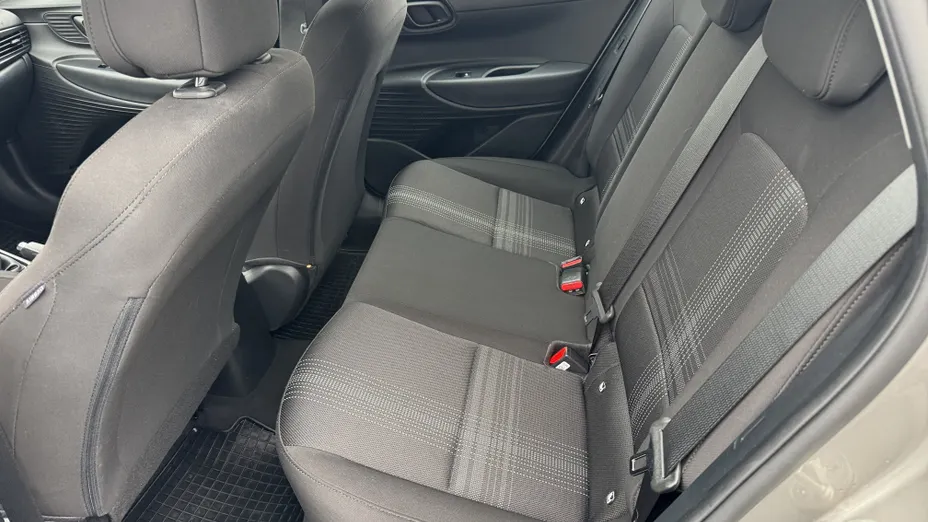 HYUNDAI i20 i20 1.2 Pure