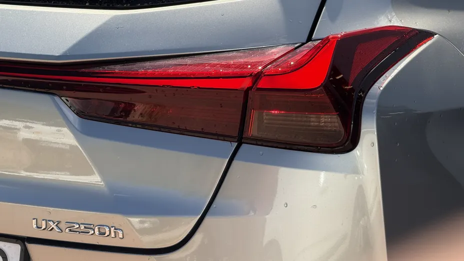 LEXUS UX UX 250h GPF Business 2WD