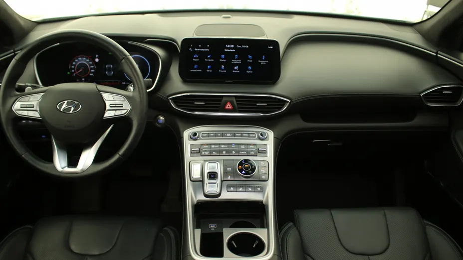 HYUNDAI Santa Fe Santa Fe 1.6 T-GDI HEV Platinum 4WD aut