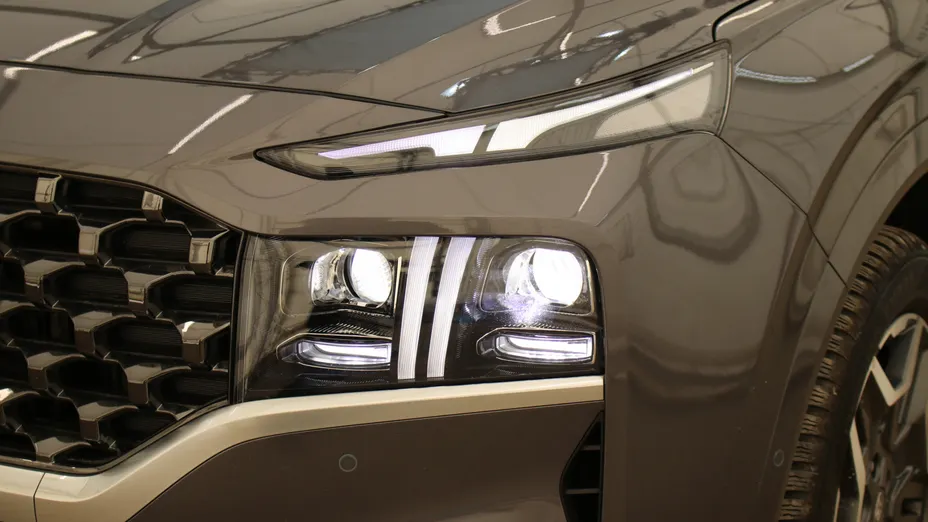 HYUNDAI Santa Fe Santa Fe 1.6 T-GDI HEV Platinum 4WD aut