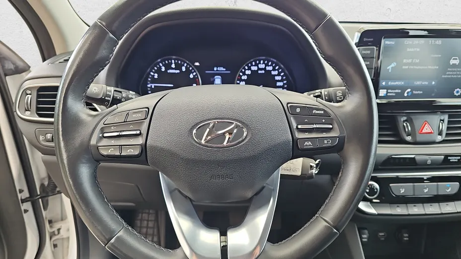 HYUNDAI i30 i30 1.0 T-GDI Modern